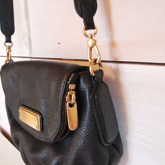 Marc by Marc Jacobs Black Pebbled Leather Top Flap Crossbody Bag Purse - Picture 3 of 12